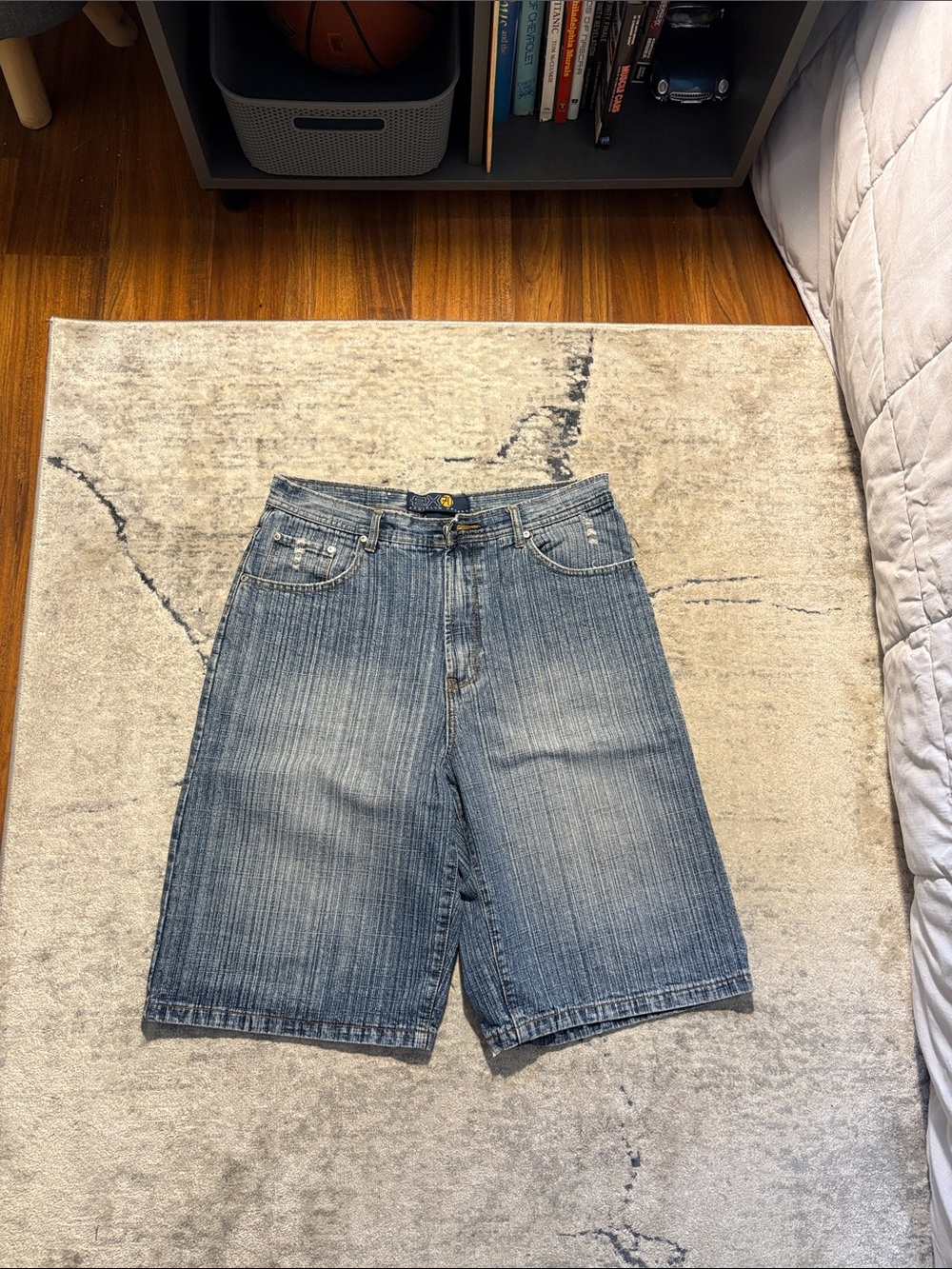 Y2K Brooklyn Xpress Jorts